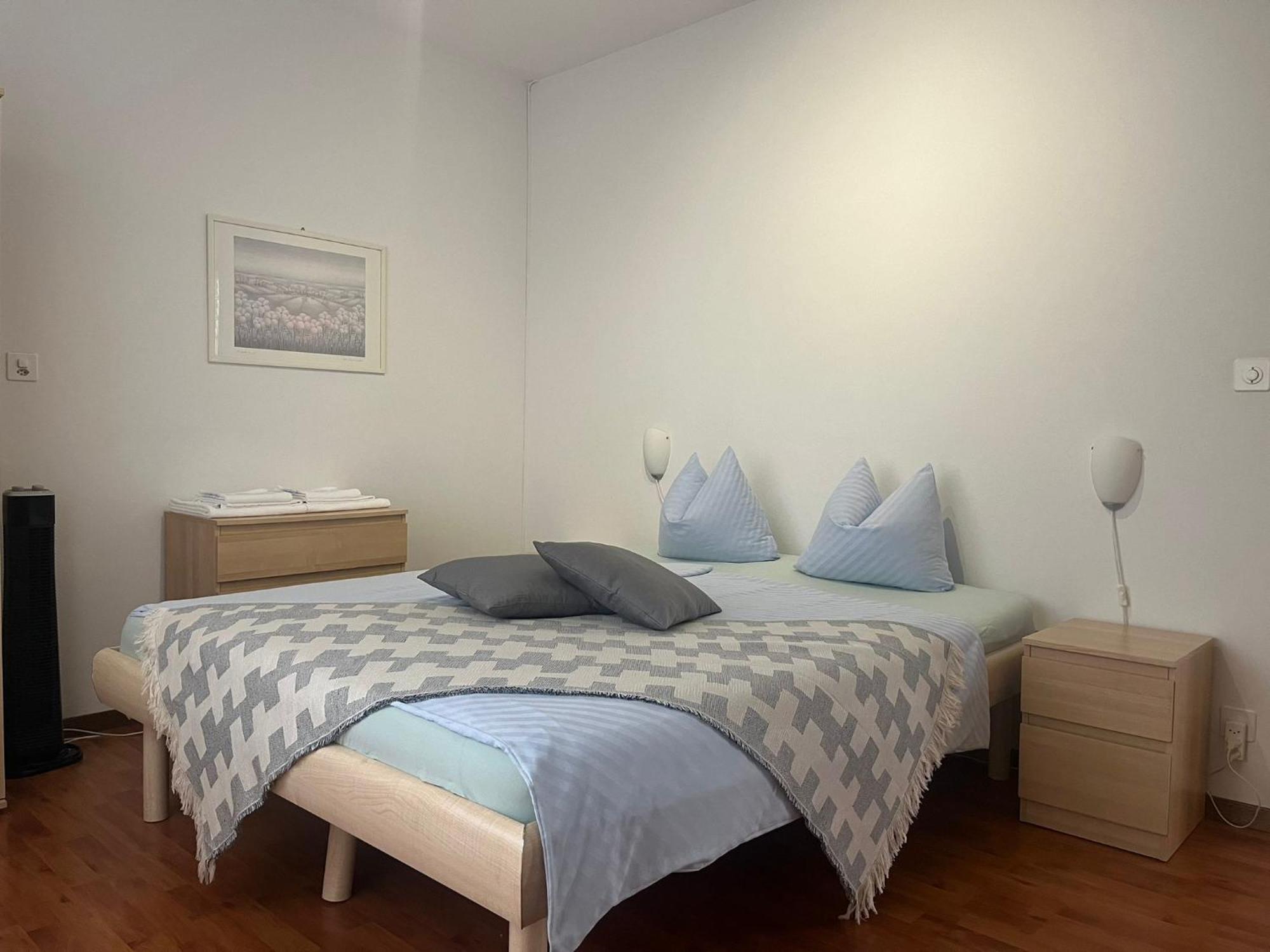Hotel Rondinella Locarno Bilik gambar